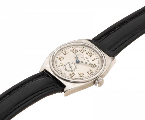 Revue Thommen. A stainless steel manual wind wristwatch