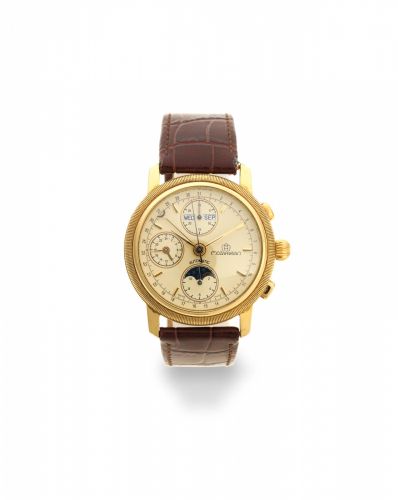 Mozafarian. An 18K gold automatic triple calendar chronograph wristwatch with moon phase