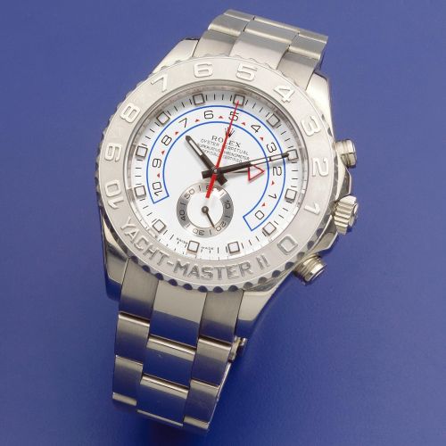 Rolex. An 18K white gold automatic chronograph bracelet watch