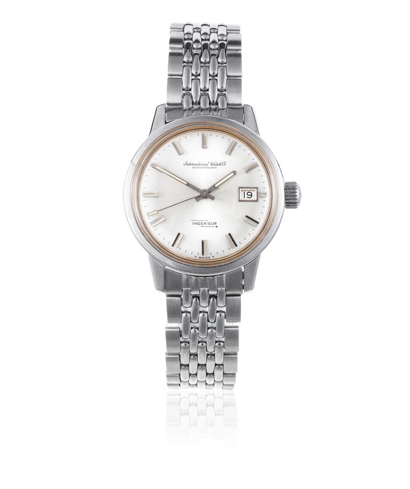 International Watch Company. A stainless steel automatic calendar bracelet watch