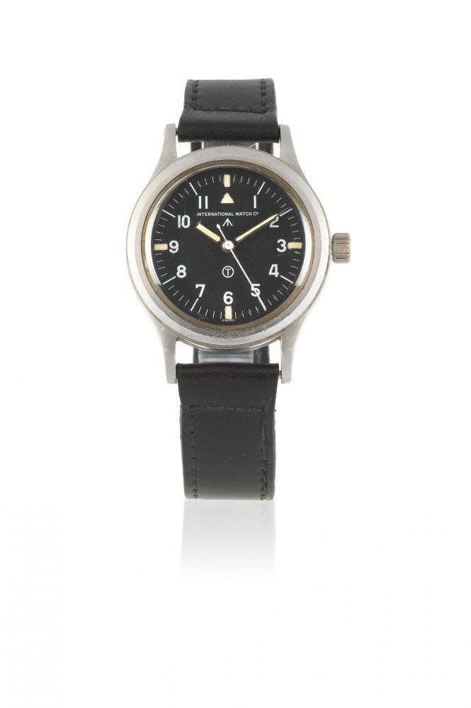 International Watch Company. A stainless steel manual wind military wristwatch issued to the RAF