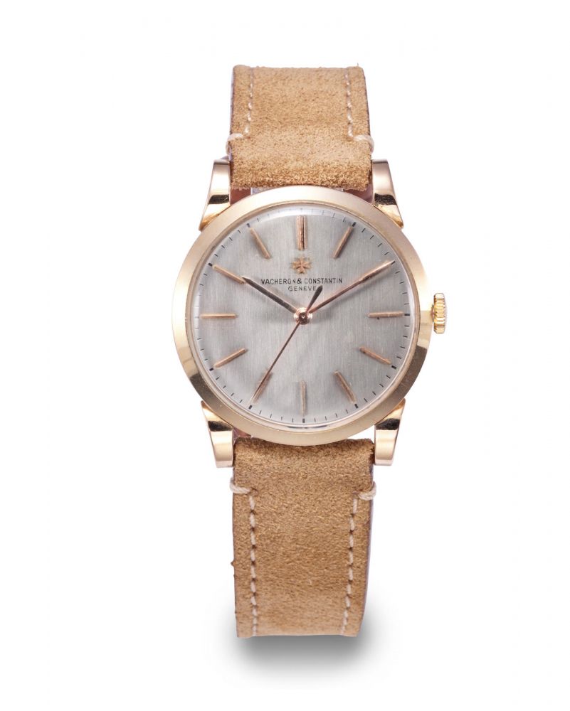 VACHERON CONSTANTIN. A RARE YELLOW GOLD WRISTWATCH WITH TEXTURED CASE AND FANCY LUGS, CIRCA 1955