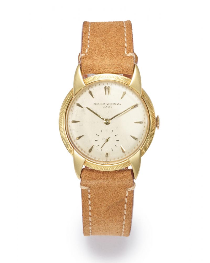 VACHERON CONSTANTIN. A RARE YELLOW GOLD WRISTWATCH WITH TEXTURED CASE AND FANCY LUGS, CIRCA 1955