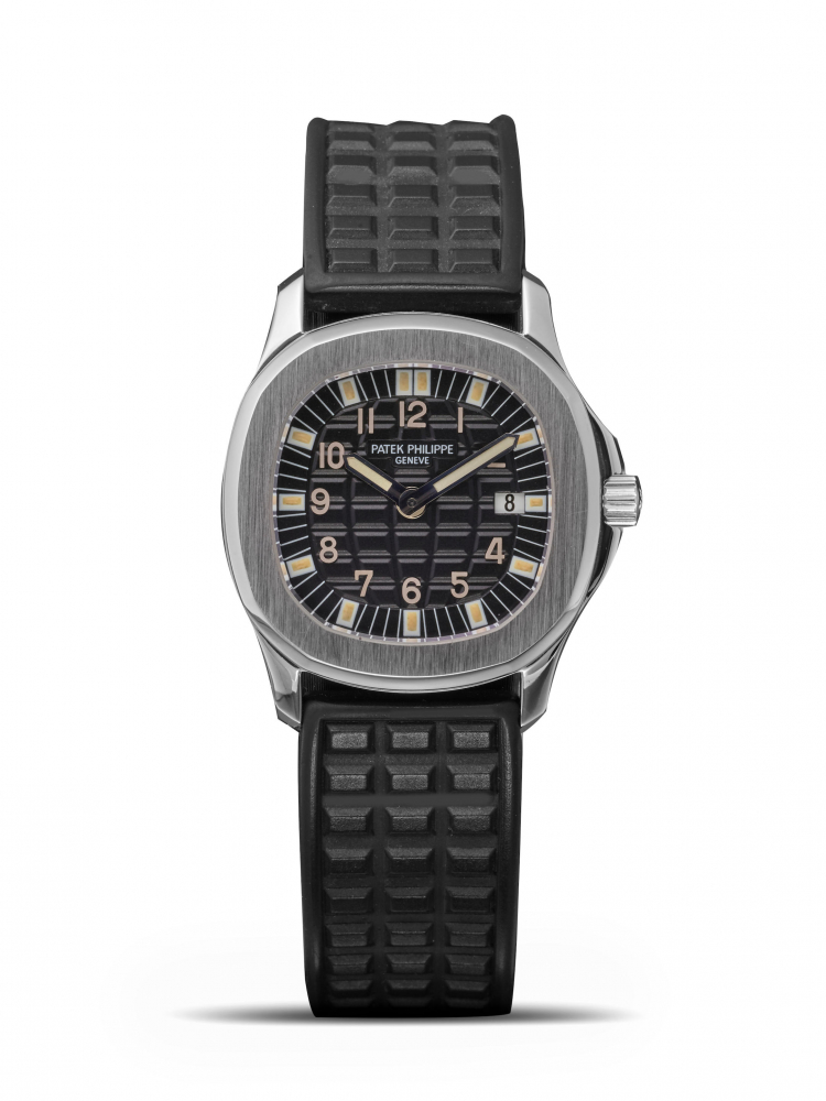 PATEK PHILIPPE | AQUANAUT, REF.4960, A LADY'S STAINLESS STEEL WRISTWATCH, CIRCA 2000