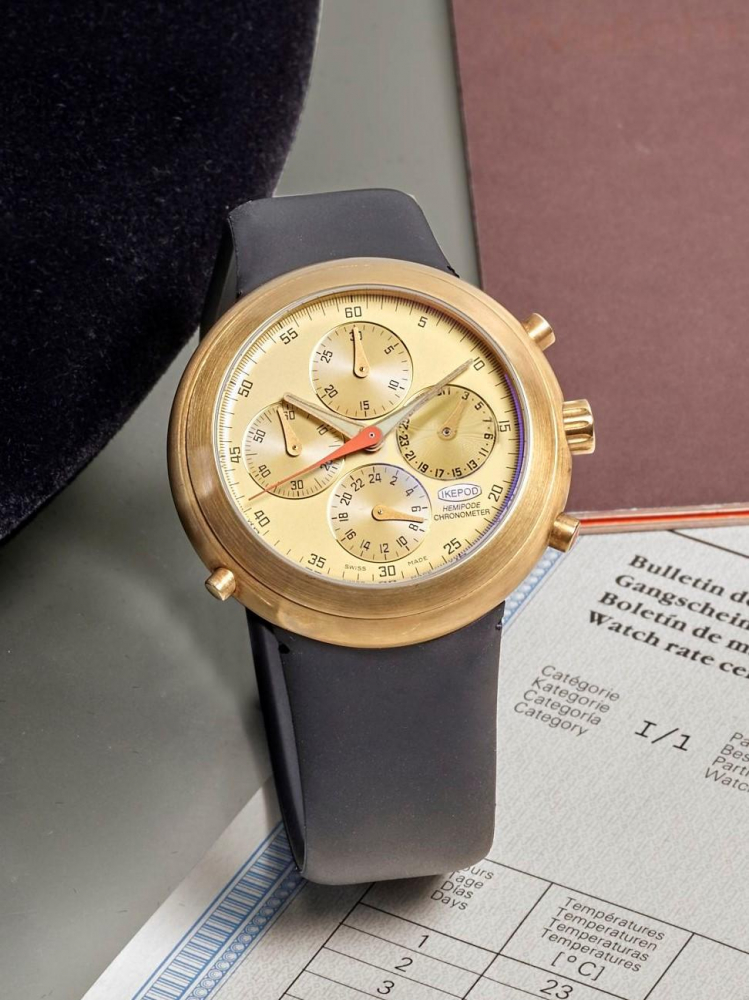 IKEPOD | HEMIPODE – DESIGNED BY MARC NEWSON, A RARE LIMITED EDITION YELLOW GOLD DUAL TIME ZONE CHRONOGRAPH WRISTWATCH WITH DATE, CIRCA 1998
