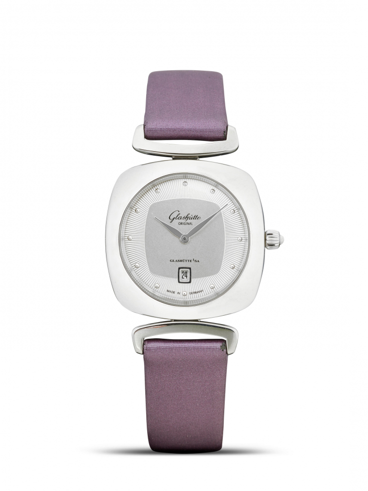 GLASHÜTTE ORIGINAL | PAVONINA, A NEW OLD STOCK LADY'S STAINLESS STEEL WRISTWATCH WITH DATE, CIRCA 2018