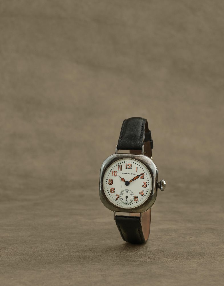 Waltham for Tiffany Co. Montre bracelet en argent style militaire mouvement mecanique