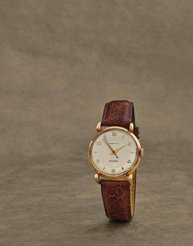 Juvenia pour Tiffany Co. Montre bracelet en or jaune 18K (750) avec anses goutte d'eau mouvement automatique 'bumper