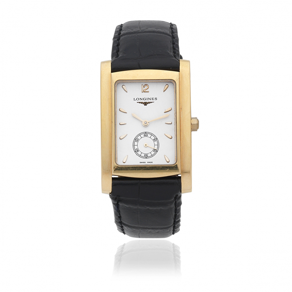Longines. An 18K gold quartz wristwatch