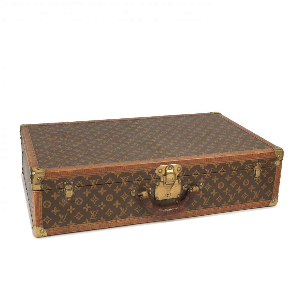 Louis Vuitton: a Monogram Bisten Hardsided Case