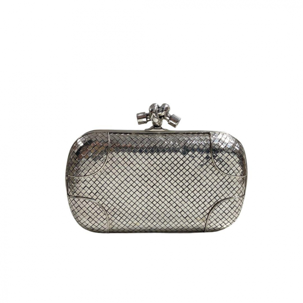 BOTTEGA VENETA, Minaudière "Knot" en Argent 800/°°