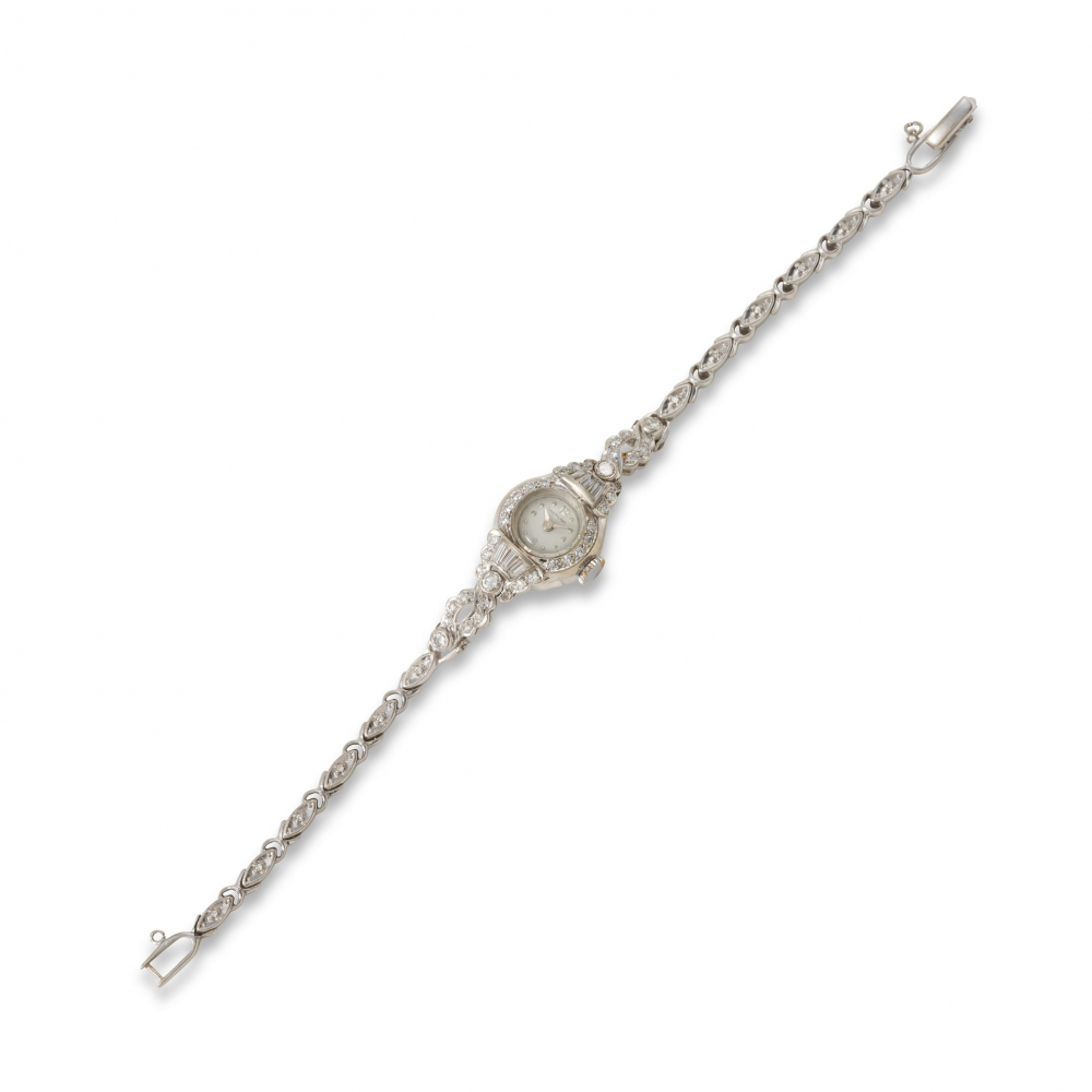 HAMILTON: A 14K WHITE GOLD AND DIAMOND WRISTWATCH