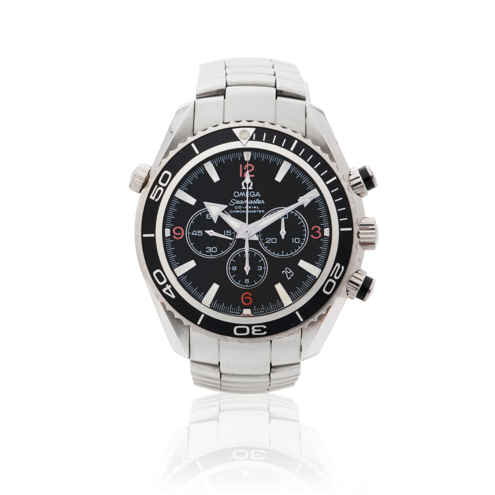 Omega. A stainless steel automatic calendar chronograph bracelet watch with co-axial escapement