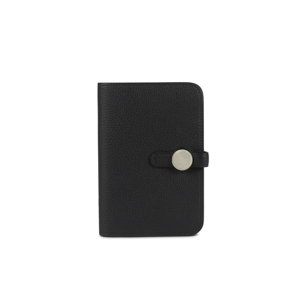 Hermès: a Black Togo Leather Dogon Compact Wallet