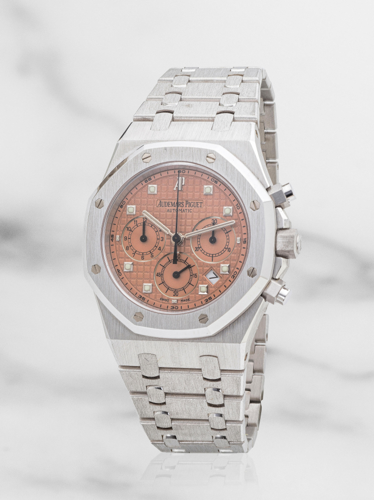 Audemars Piguet. A fine and rare 18K white gold automatic calendar chronograph bracelet watch