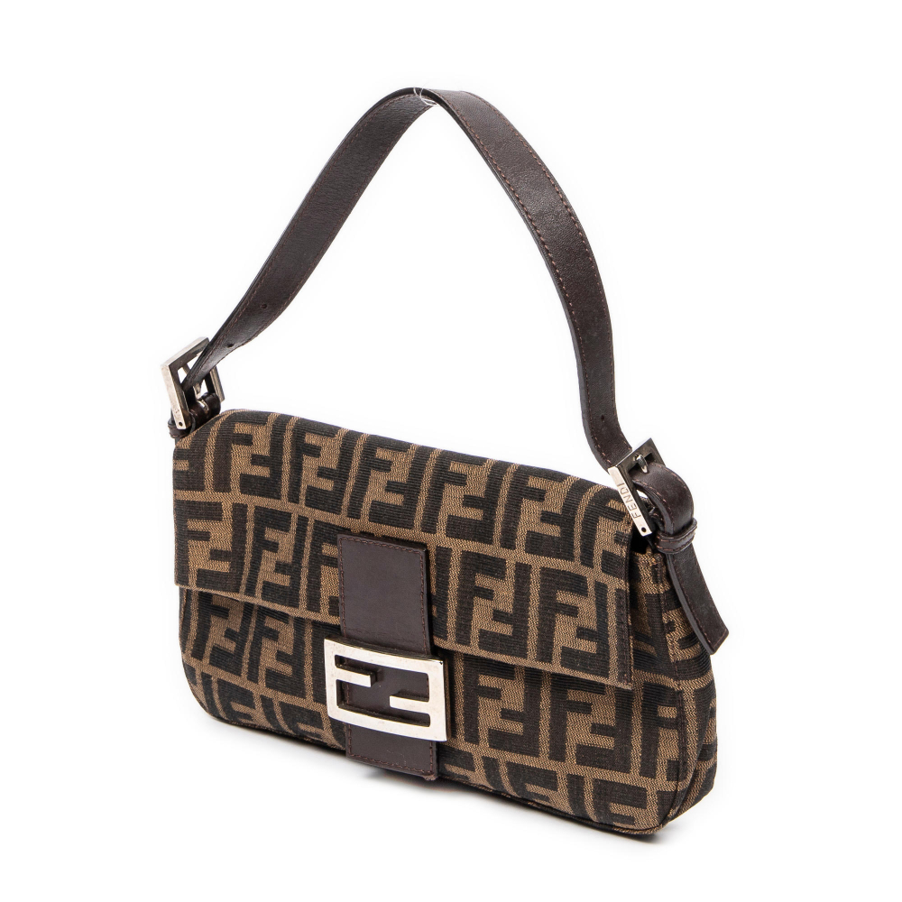 FENDI. Sac "Baguette" en toile FF marron.