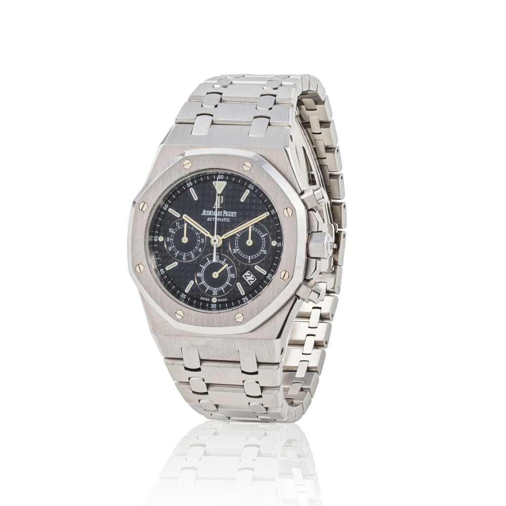 Audemars Piguet. A fine stainless steel automatic calendar chronograph bracelet watch