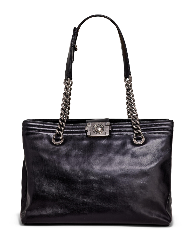 CHANEL: BLACK CALFSKIN 31 RUE CAMBON HANDBAG WITH RUTHENIUM HARDWARE 2011