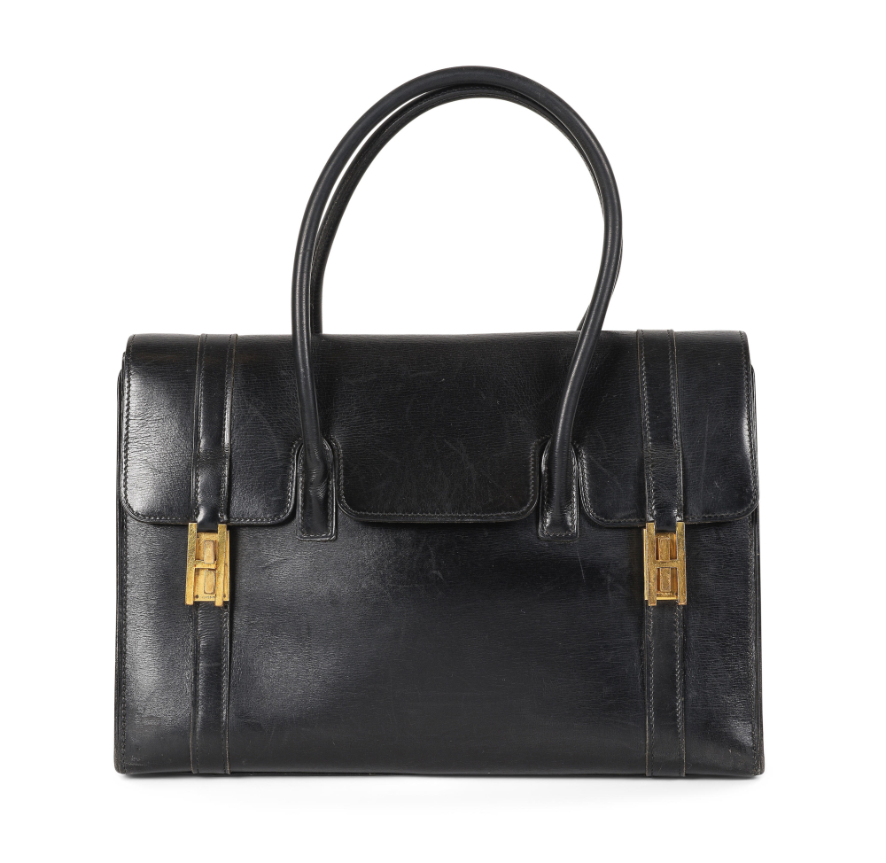 HERMES Paris. Sac Drag en box noir.