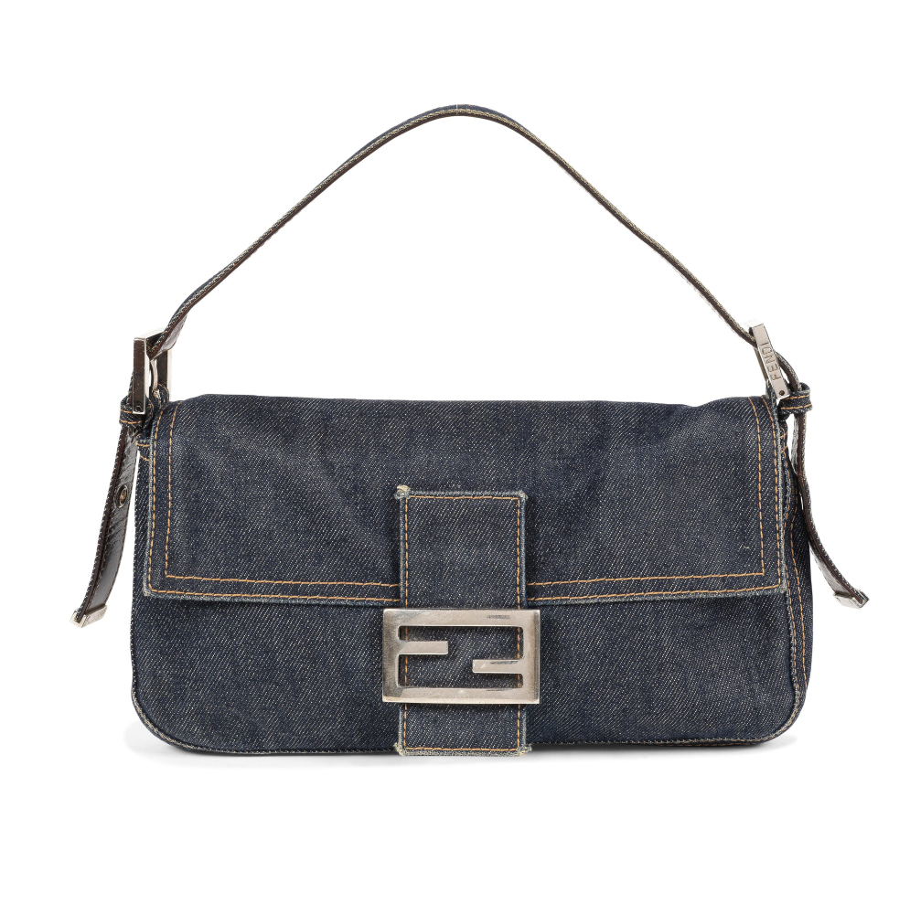 FENDI, circa 2000. Sac "Baguette" en denim dark blue et cuir marron.