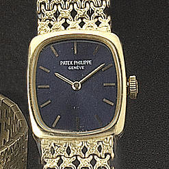 Patek Philippe. A lady's 18ct gold bracelet watch