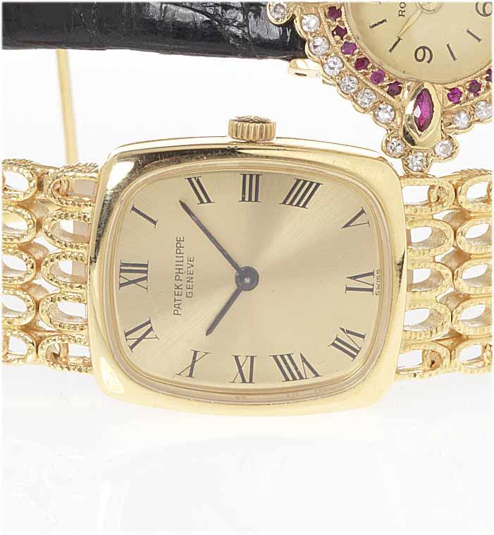 Patek Philippe. A fine lady's 18ct gold bracelet watch with fitted box