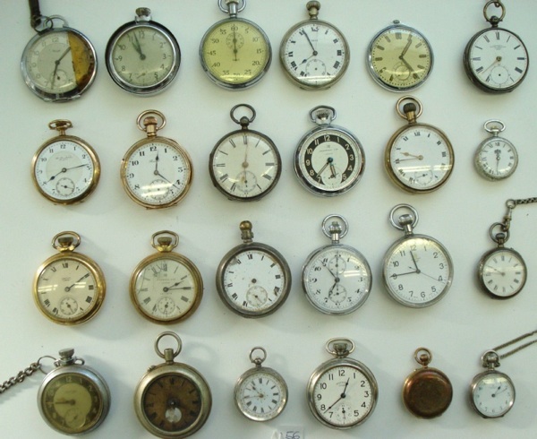 A lot of 24 various pocket watches