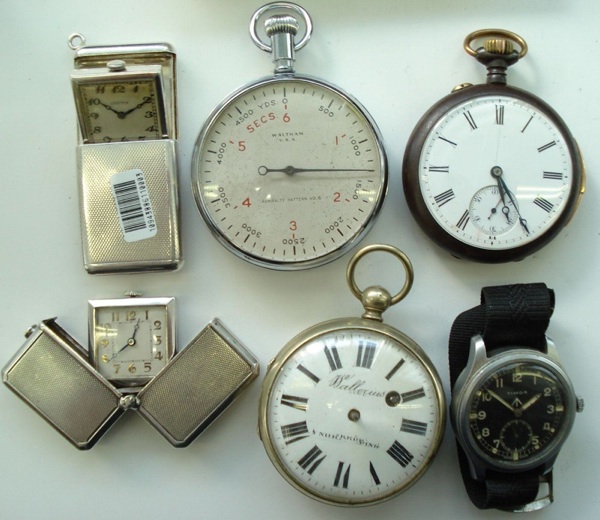 A lot of 2 various pockets, 2 purse watches, a wristwatch and stop watch