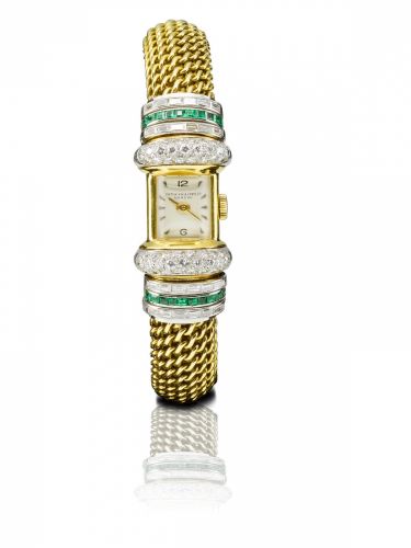 Patek Philippe. A fine 18ct gold manual wind rectangular ladies wristwatch