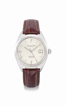 IWC. A fine, rare and attractive 18K white gold and diamond tonneau-shaped wristwatch with sweep centre seconds and date