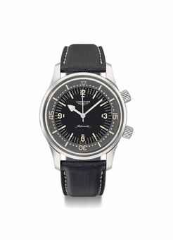 Longines. A large stainless steel automatic diver's watch with sweep seconds, guarantee and box