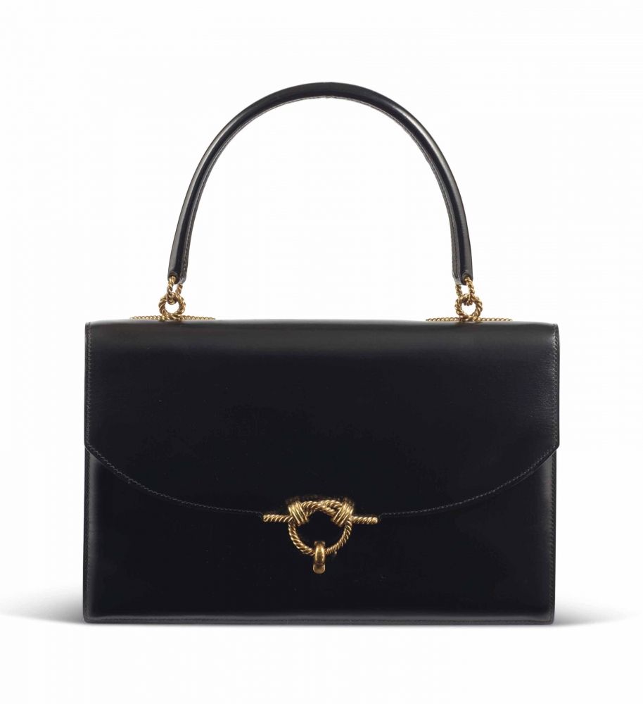 SAC CORDELIÈRE EN VEAU BOX NOIR, GARNITURE EN MÉTAL DORÉ