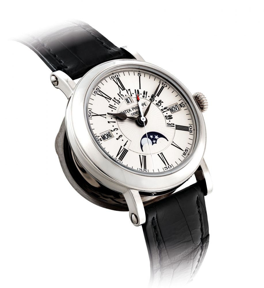 PATEK PHILIPPE. A FINE 18K WHITE GOLD AUTOMATIC PERPETUAL CALENDAR WRISTWATCH WITH SWEEP CENTRE SECONDS, RETROGRADE DATE, MOON PHASES AND LEAP YEAR INDICATION