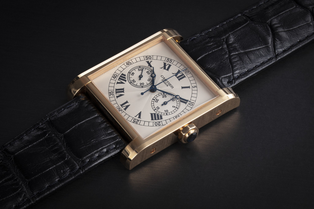 CARTIER, TANK CHRONOGRAPHE MONOPOUSSOIR REF. 2846, A LIMITED EDITION SQUARE GOLD MONOPUSHER CHRONOGRAPH - CASE