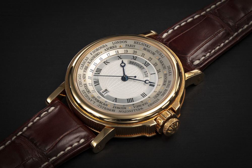 BREGUET, MARINE HORA MUNDI REF. 3700BA, A GOLD AUTOMATIC WORLD TIME - CASE