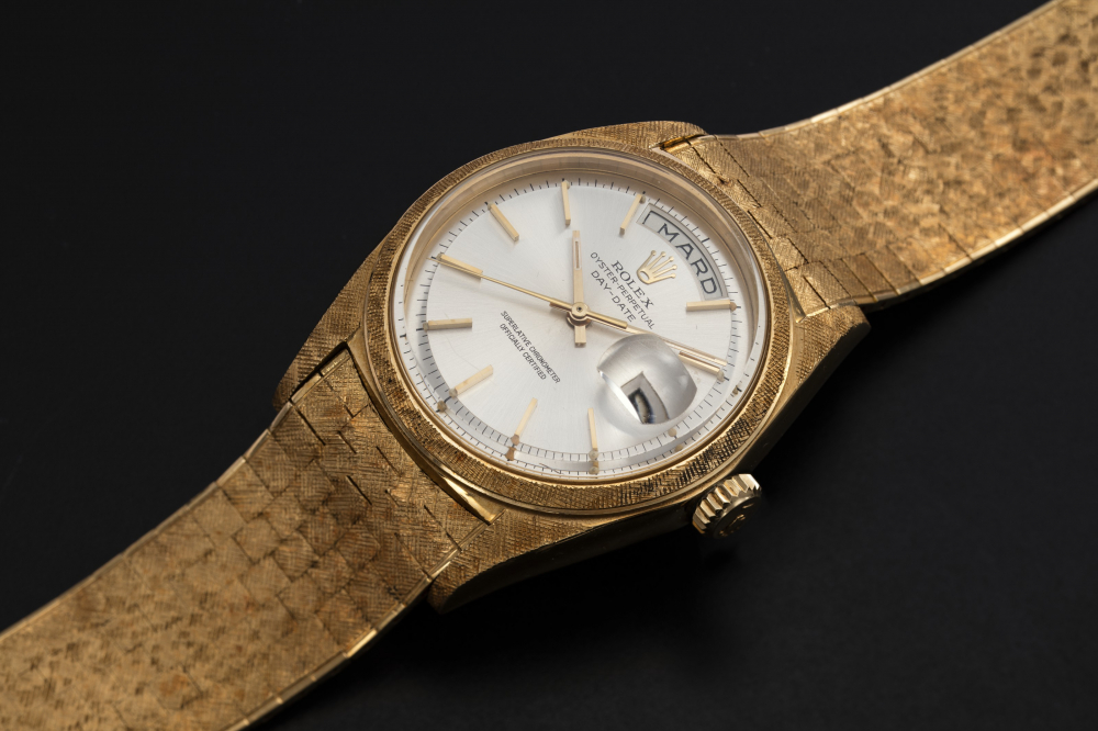 ROLEX, A RARE GOLD OYSTER PERPETUAL DAY-DATE WITH “FLORENTINE-FINISH” CASE AND BRACELET, REF. 1806 - CASE