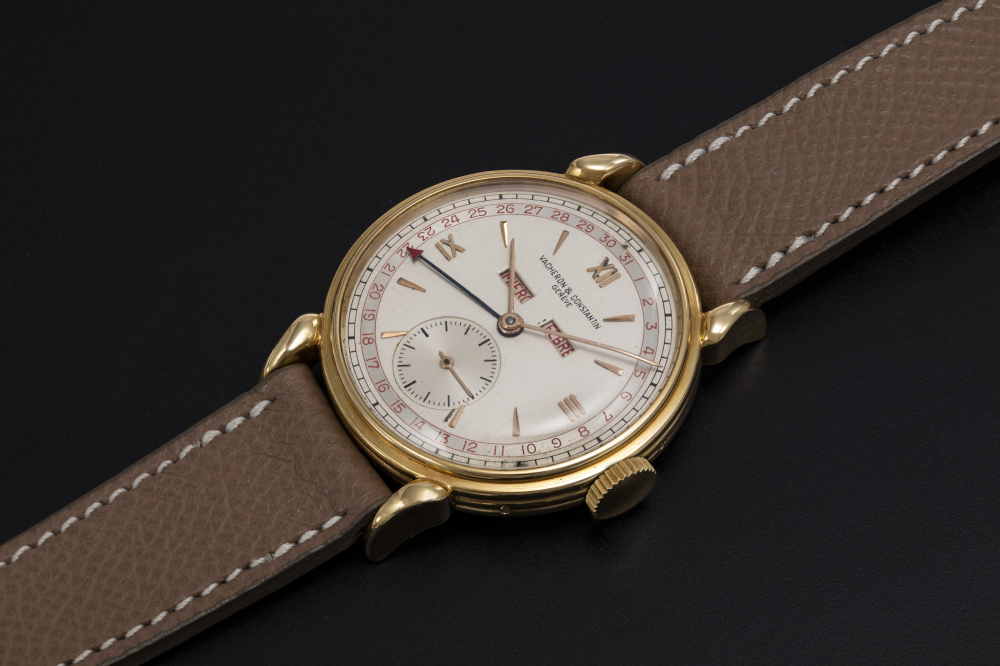 VACHERON CONSTANTIN, A YELLOW GOLD TRIPLE CALENDAR, REF. 4240 - CASE