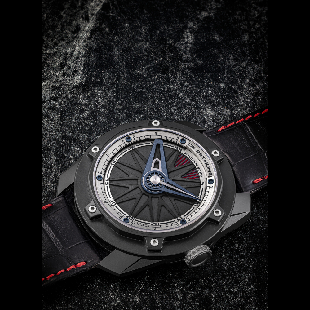 DE BETHUNE. A VERY RARE TITANIUM LIMITED EDITION AUTOMATIC WRISTWATCH WITH POWER RESERVE