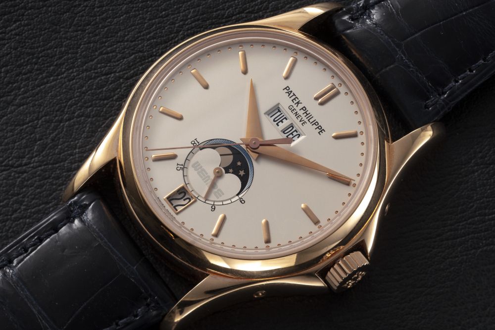 PATEK PHILIPPE, REF. 5125R-010 W125, A LIMITED EDITION GOLD AUTOMATIC ANNUAL CALENDAR WRISTWATCH - CASE