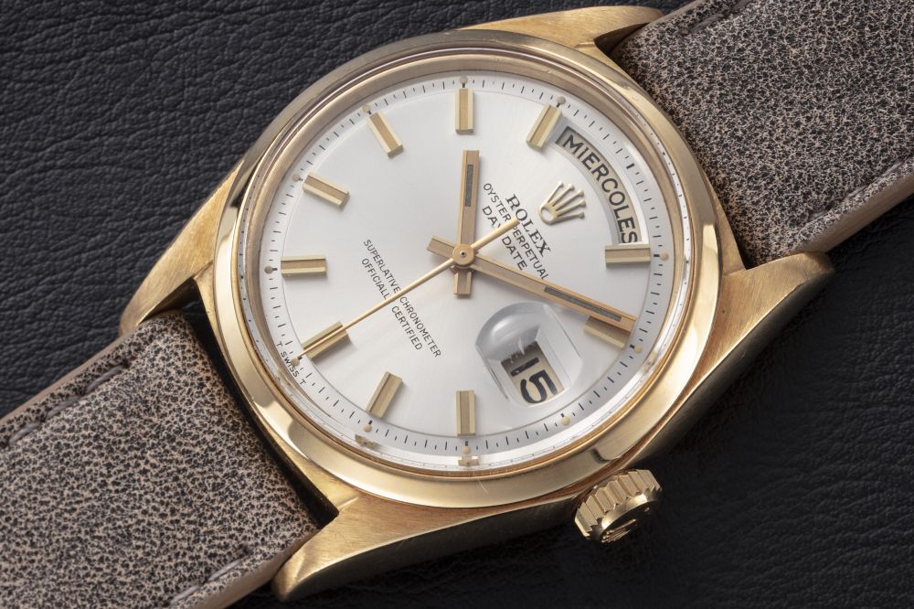ROLEX, DAY-DATE REF. 1802, A GOLD AUTOMATIC WRISTWATCH - CASE