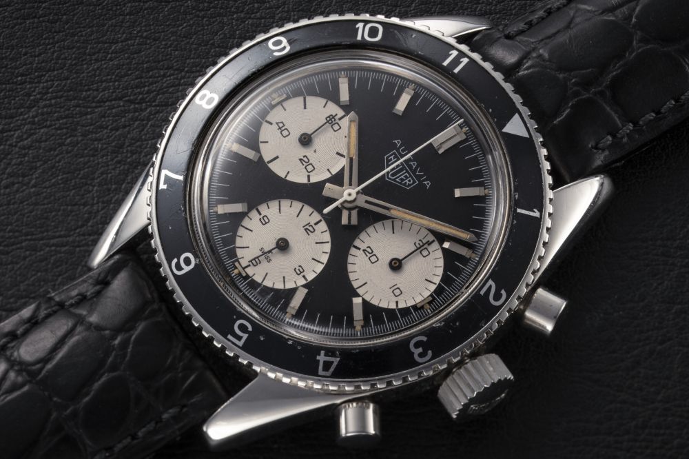 HEUER, AUTAVIA REF. 2446 ‘TRANSITIONAL’, A STEEL MANUAL-WINDING CHRONOGRAPH - CASE