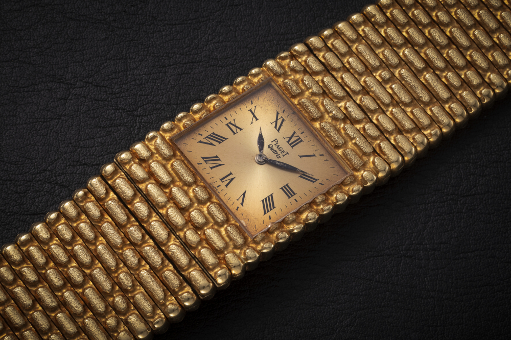 PIAGET, POLO REF. 7131 C 23, A GOLD QUARTZ WRISTWATCH - CASE