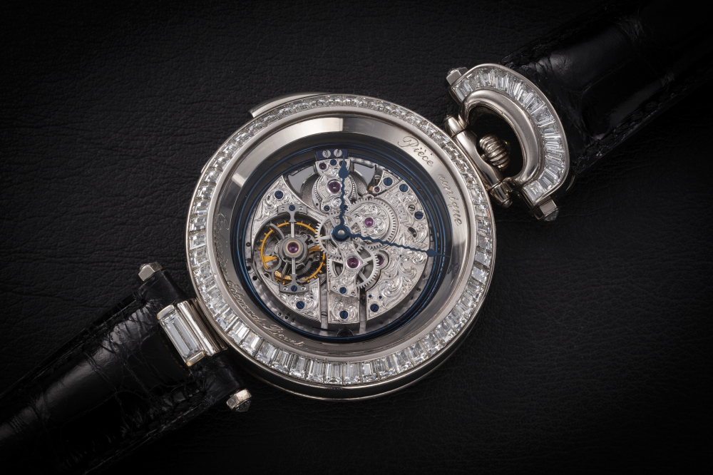 BOVET, A UNIQUE AND SPECTACULR GOLD AND BAGUETTE CUT DIAMOND-SET MINUTE REPEATING WRISTWATCH - CASE