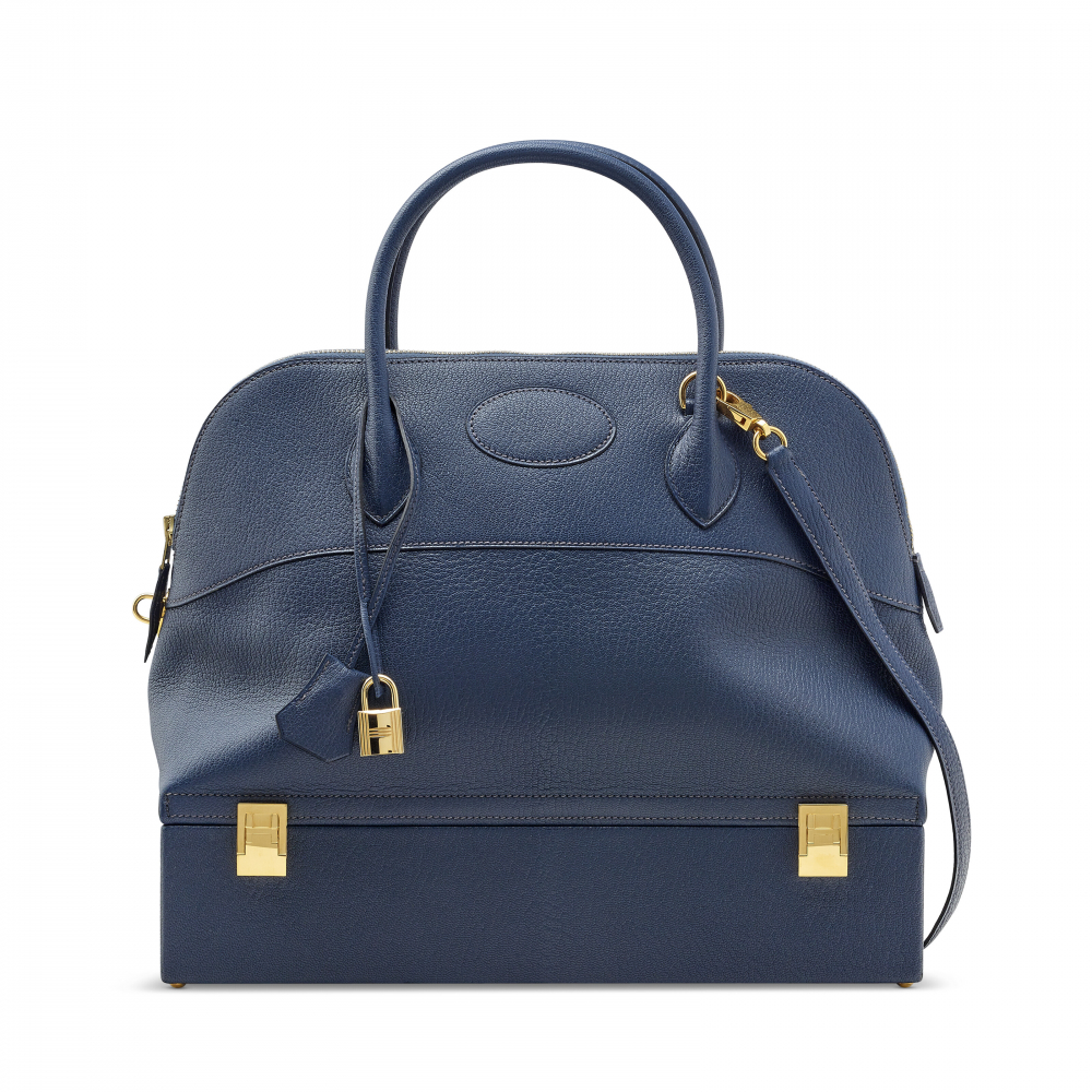 A BLEU SAPHIR CHÈVRE LEATHER MACPHERSON 35 WITH GOLD HARDWARE - HERMÈS