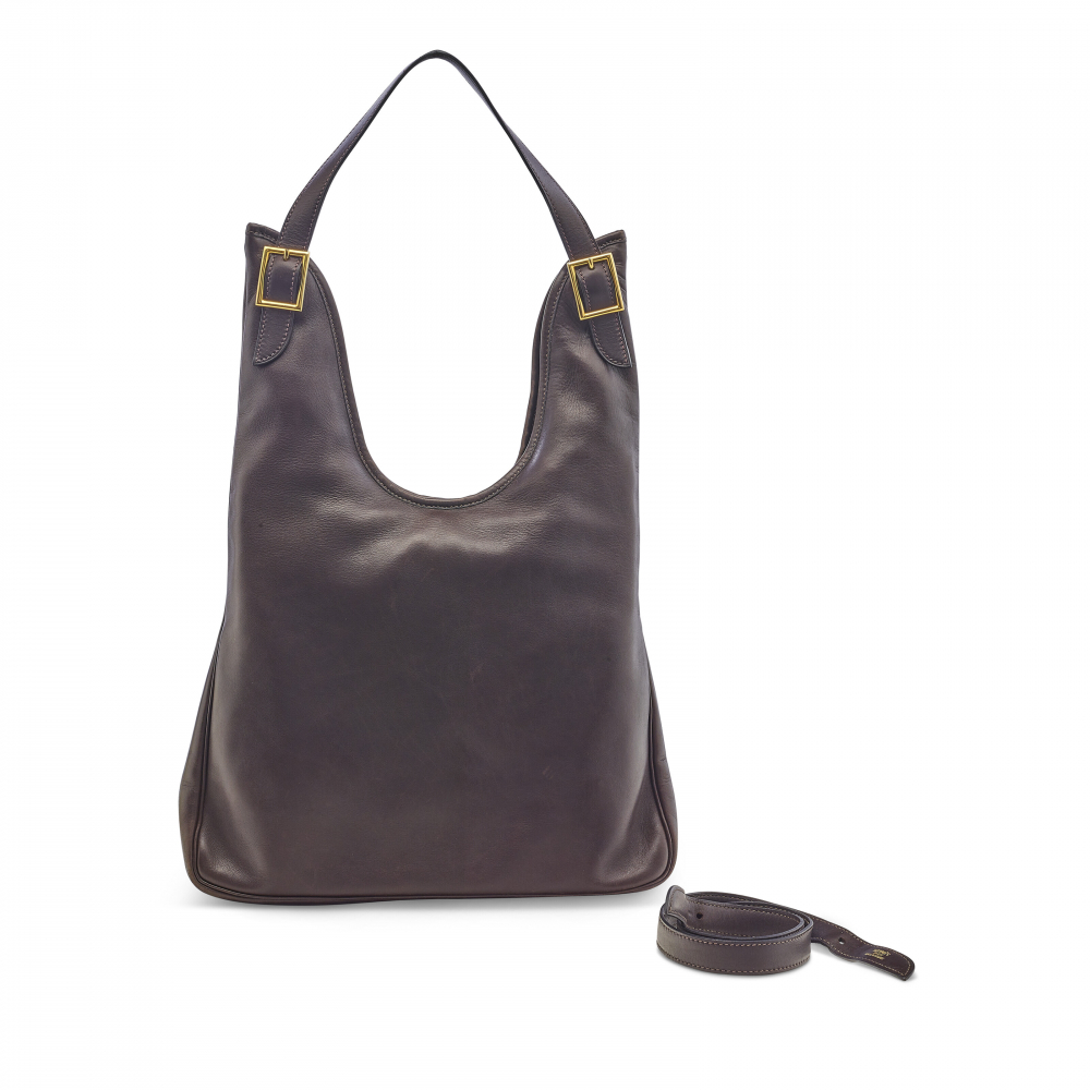 AN ÉBÈNE SWIFT LEATHER MASSAI WITH GOLD HARDWARE - HERMÈS