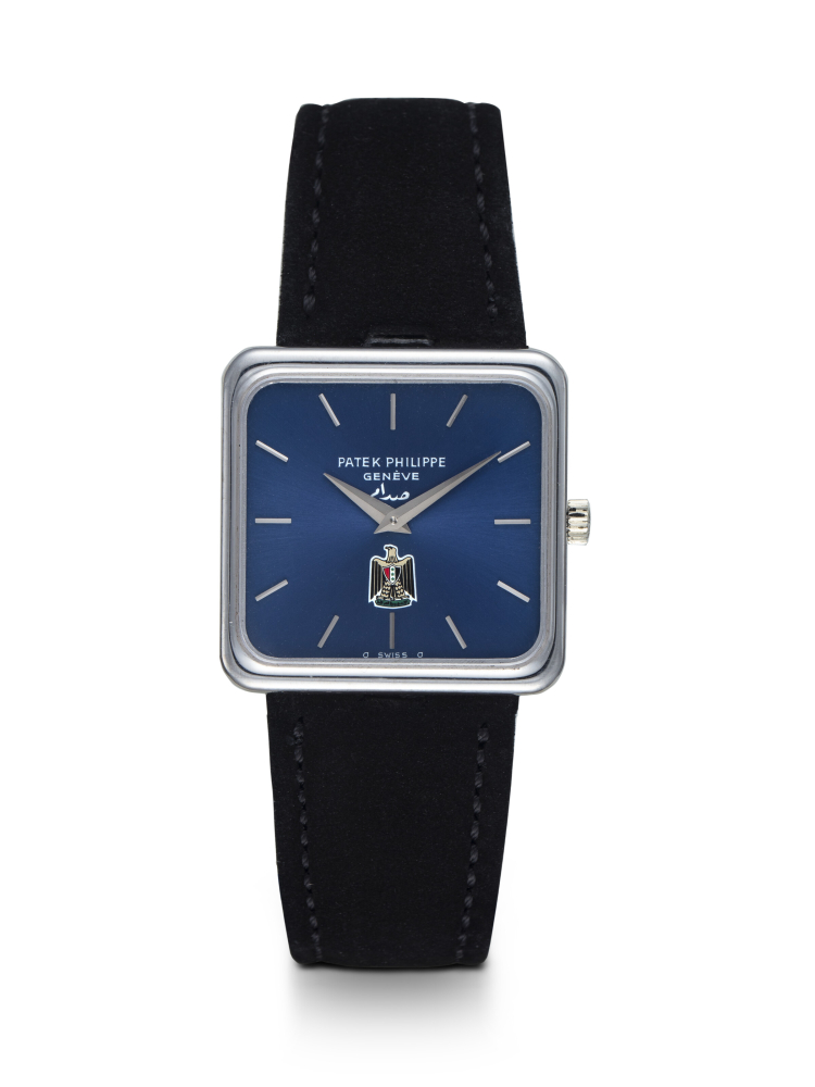 PATEK PHILIPPE, REF. 4222, A FINE GOLD MANUAL-WINDING WRISTWATCH WITH IRAQI COAT OF ARMS