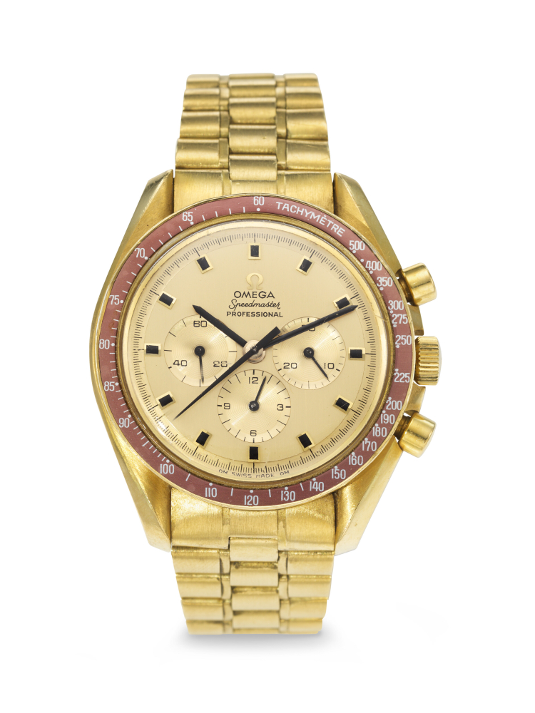 OMEGA. A VERY RARE AND ATTRACTIVE 18K GOLD LIMITED EDITION CHRONOGRAPH WRISTWATCH WITH BRACELET, MADE TO COMMEMORATE APOLLO XI MOON LANDING