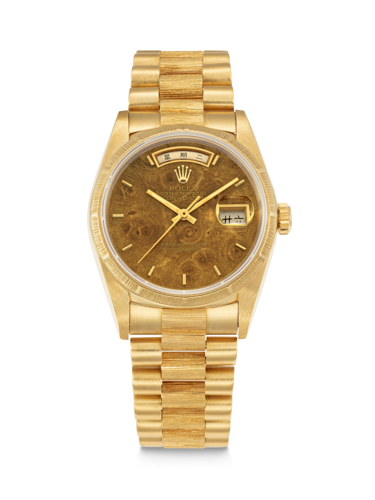 ROLEX. AN ATTRACTIVE 18K GOLD AUTOMATIC WRISTWATCH WITH SWEEP CENTRE SECONDS, DAY, DATE, BRACELET, WOOD DIAL AND CHINESE CALENDAR 