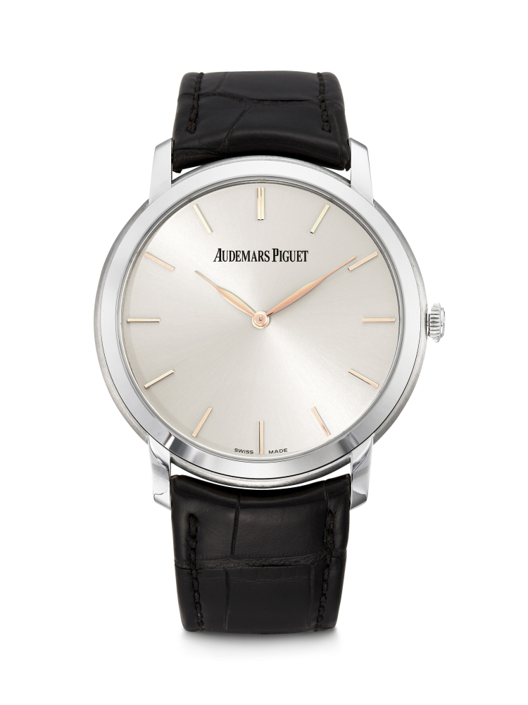 AUDEMARS PIGUET. AN 18K WHITE GOLD AUTOMATIC WRISTWATCH