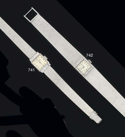 Patek Philippe. A Lady's 18ct White Gold and Diamond Set Square Wristwatch on Matching 18ct Gold Bark Finish Bracelet
